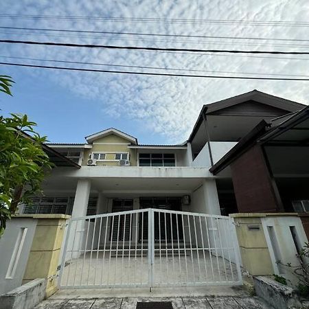 Homestay Bagan Serai Esterno foto