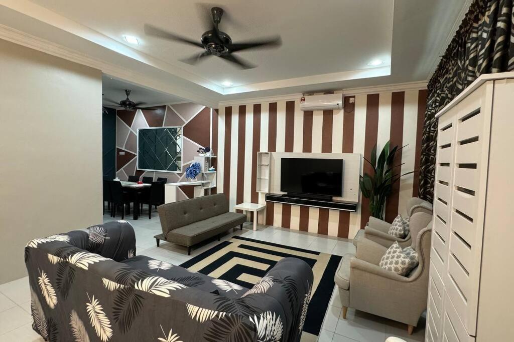 Homestay Bagan Serai Esterno foto